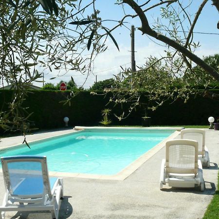Gîte du Clos de la Vigne Montreuil  Extérieur photo