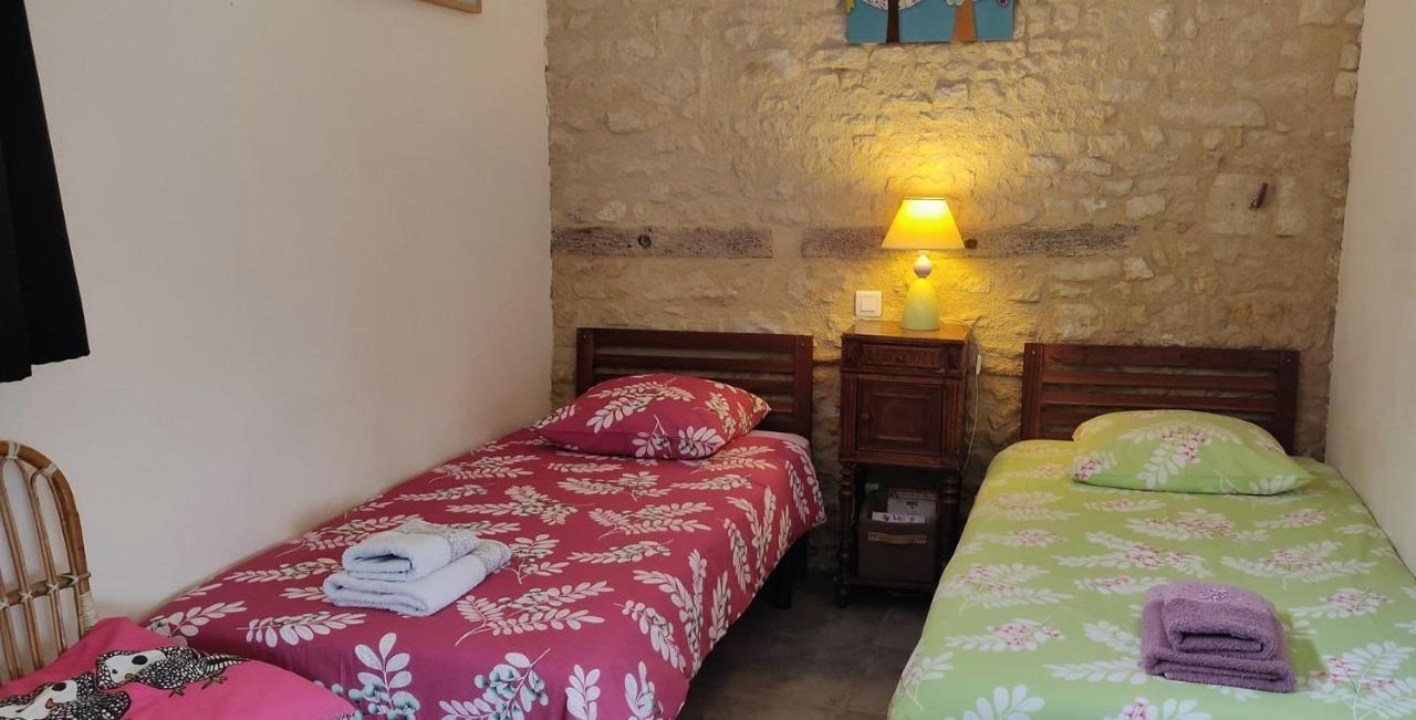 Gîte du Clos de la Vigne Montreuil  Extérieur photo