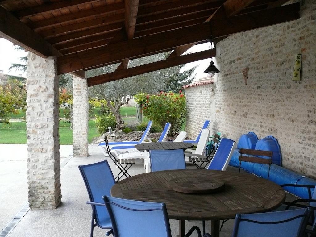 Gîte du Clos de la Vigne Montreuil  Chambre photo