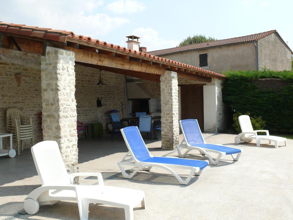 Gîte du Clos de la Vigne Montreuil  Chambre photo