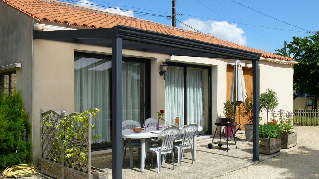 Gîte du Clos de la Vigne Montreuil  Extérieur photo
