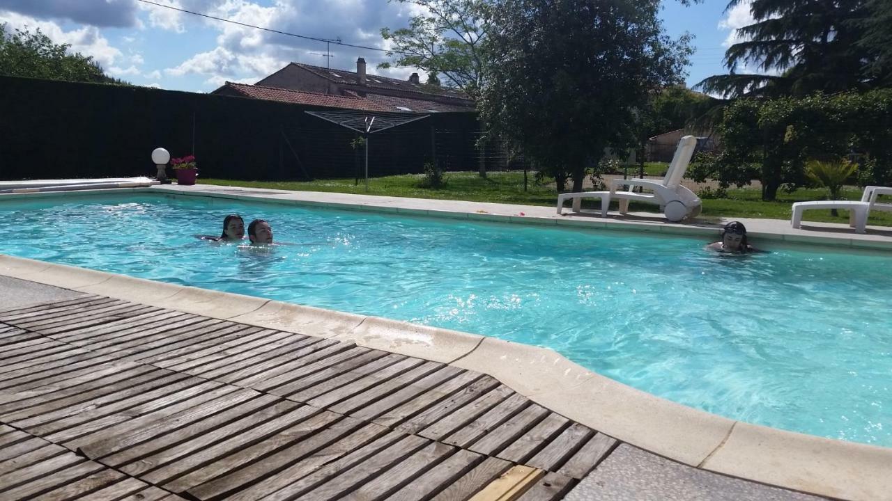 Gîte du Clos de la Vigne Montreuil  Extérieur photo