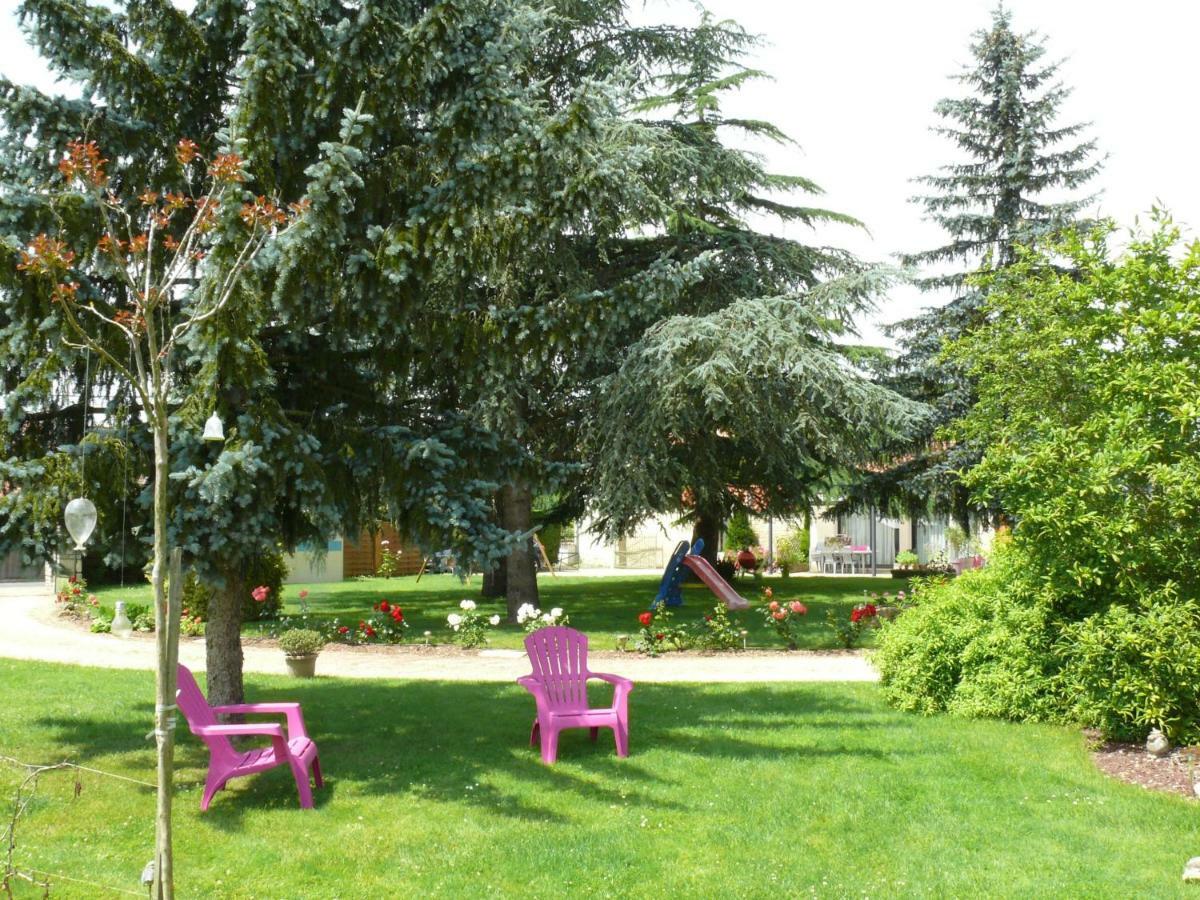 Gîte du Clos de la Vigne Montreuil  Extérieur photo